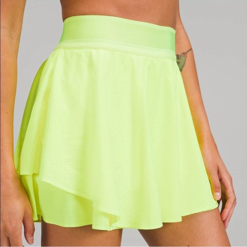 Lululemon athletica court Rival Perforated HR Skirt *Long HIYE Size 4 NWT